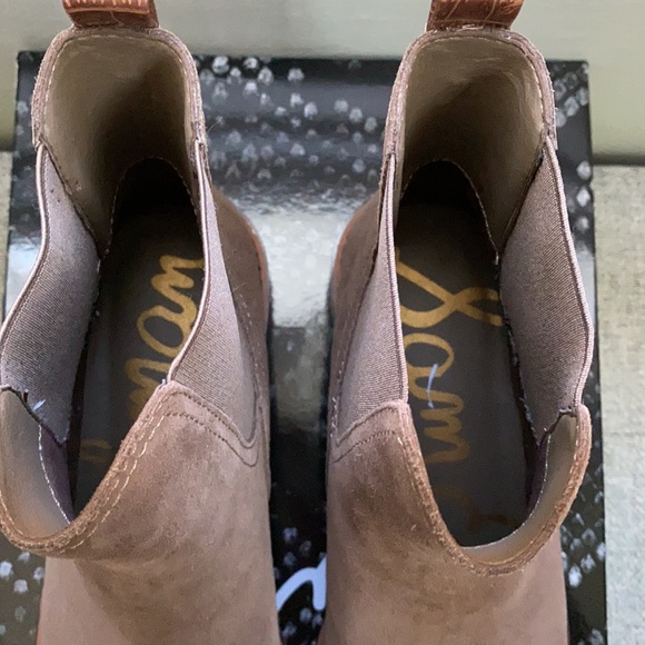 New Sam Edelman Jaclyn Waterproof Suede Chelsea Boots size 8 - Picture 9 of 11
